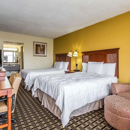 Econo Lodge Byron Eksteriør billede