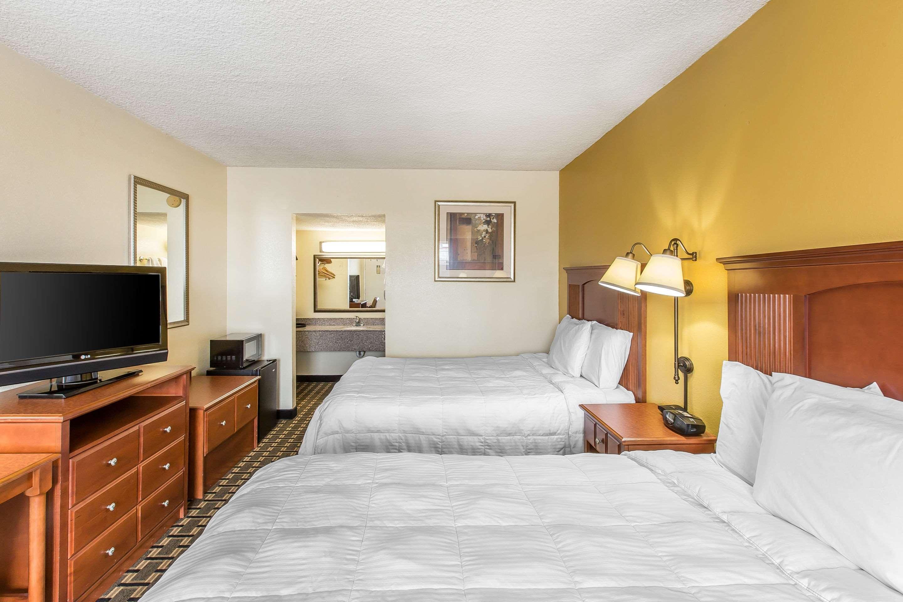 Econo Lodge Byron Eksteriør billede