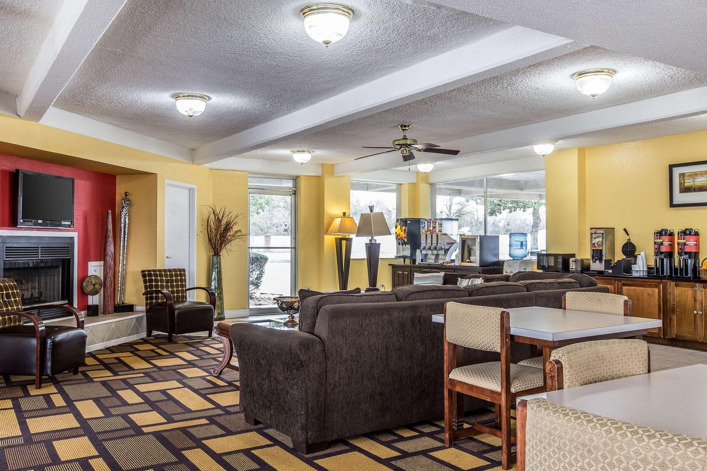Econo Lodge Byron Eksteriør billede