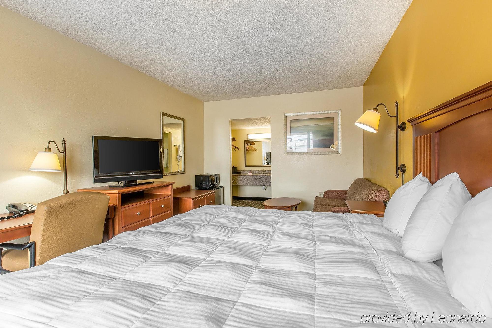Econo Lodge Byron Eksteriør billede