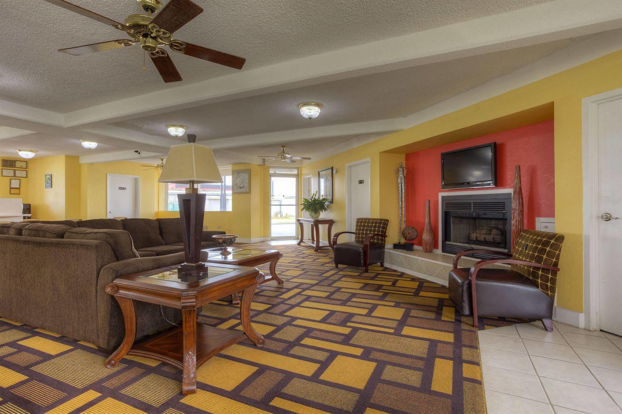 Econo Lodge Byron Eksteriør billede