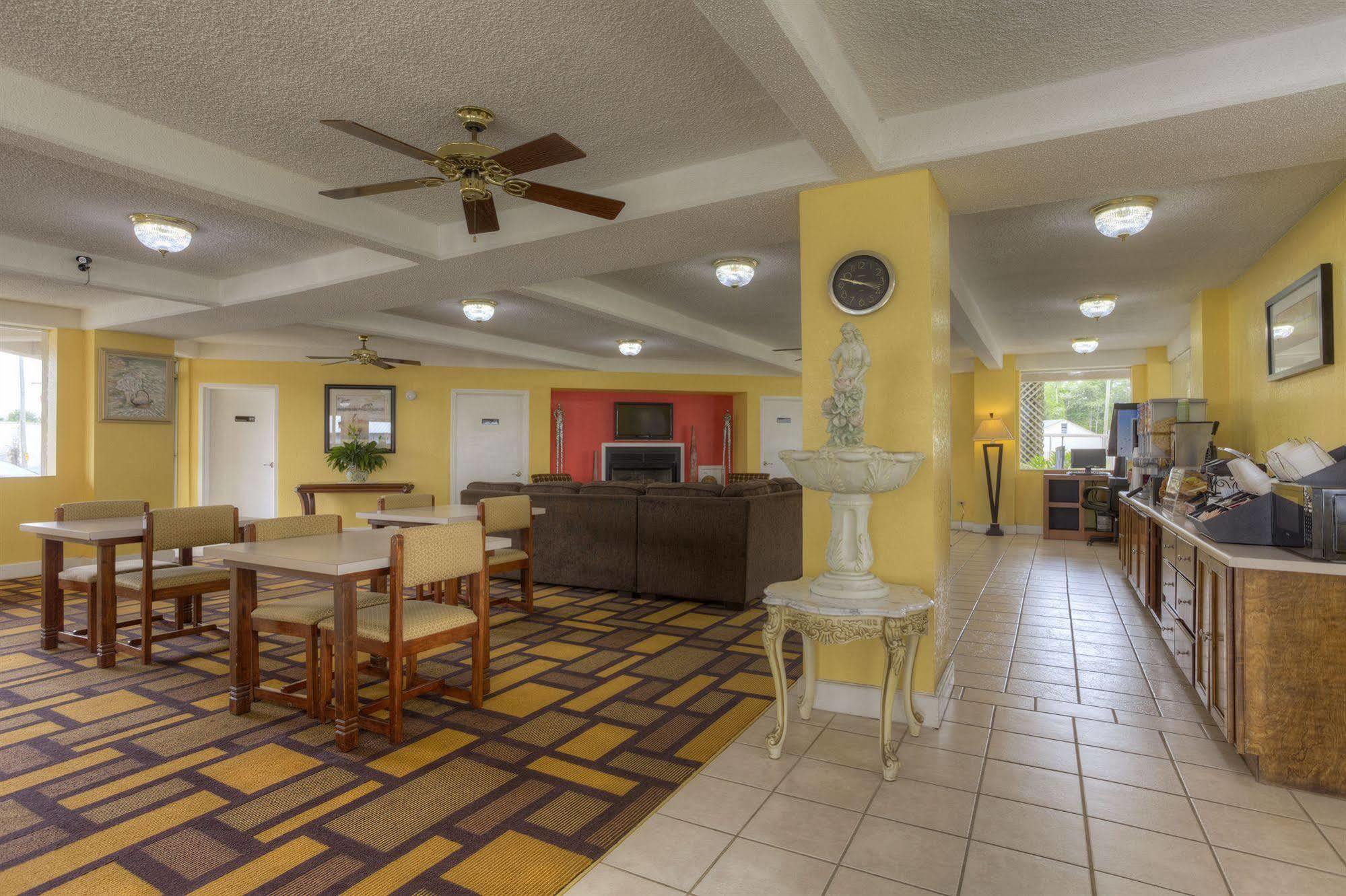 Econo Lodge Byron Eksteriør billede